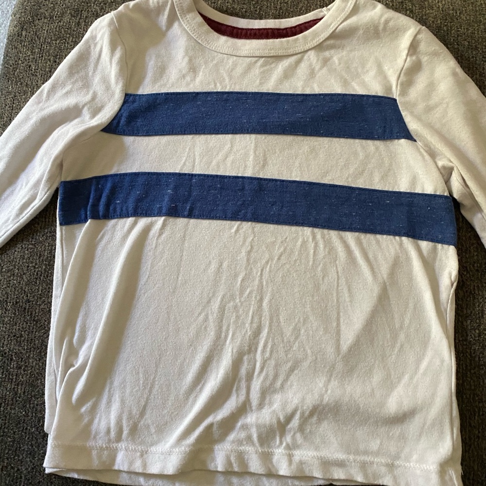 4 Long Sleeve Shirts 5T - Picture 2 of 5